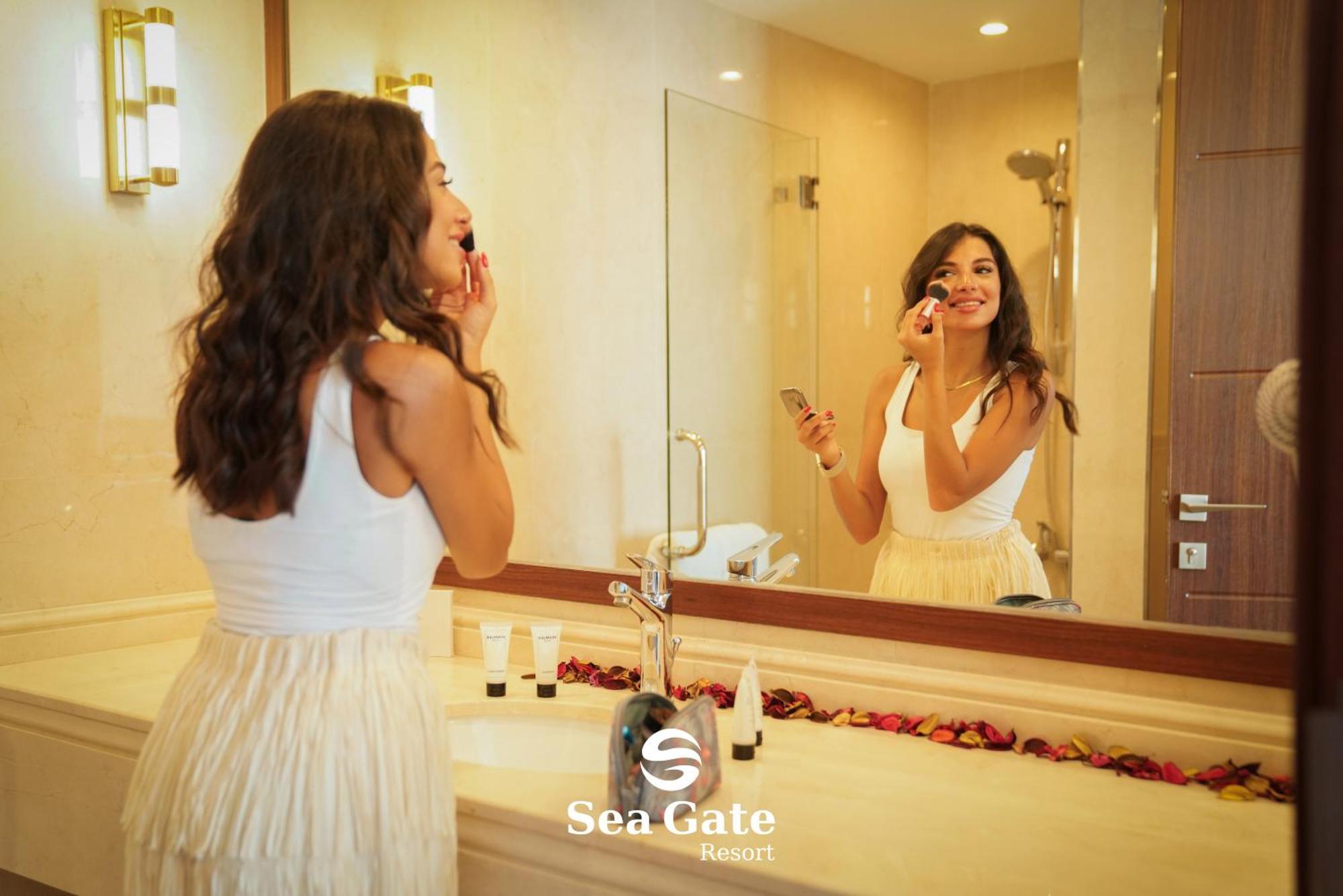 Sea Gate Resort Sweimeh エクステリア 写真