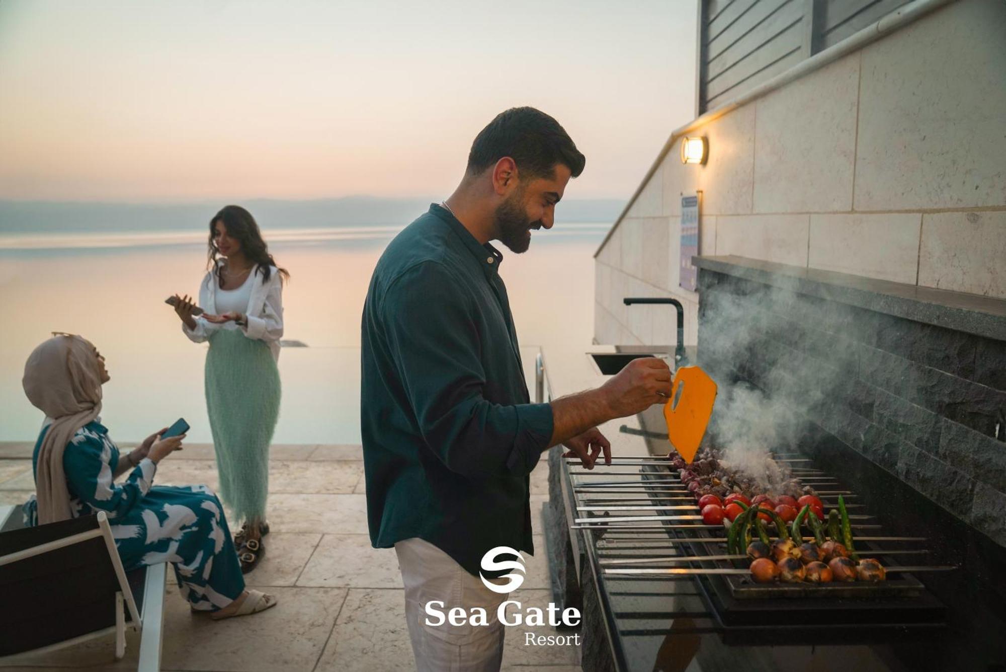 Sea Gate Resort Sweimeh エクステリア 写真